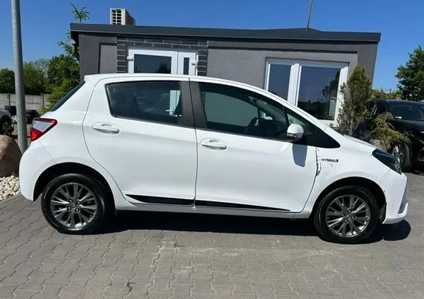 Toyota Yaris cena 31900 przebieg: 45000, rok produkcji 2020 z Żary małe 277